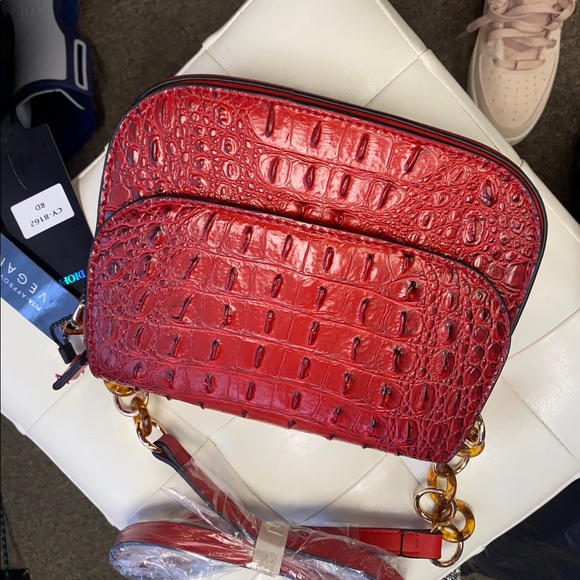 Croc like crossbody bag - Picture 2 of 5